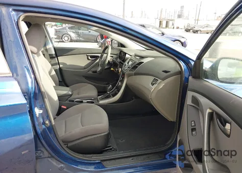 2016 Hyundai Elantra Se z USA, uszkodzony, nr VIN 5NPDH4AE4GH722242